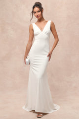 Captivating Promise White Sleeveless Mermaid Maxi Dress