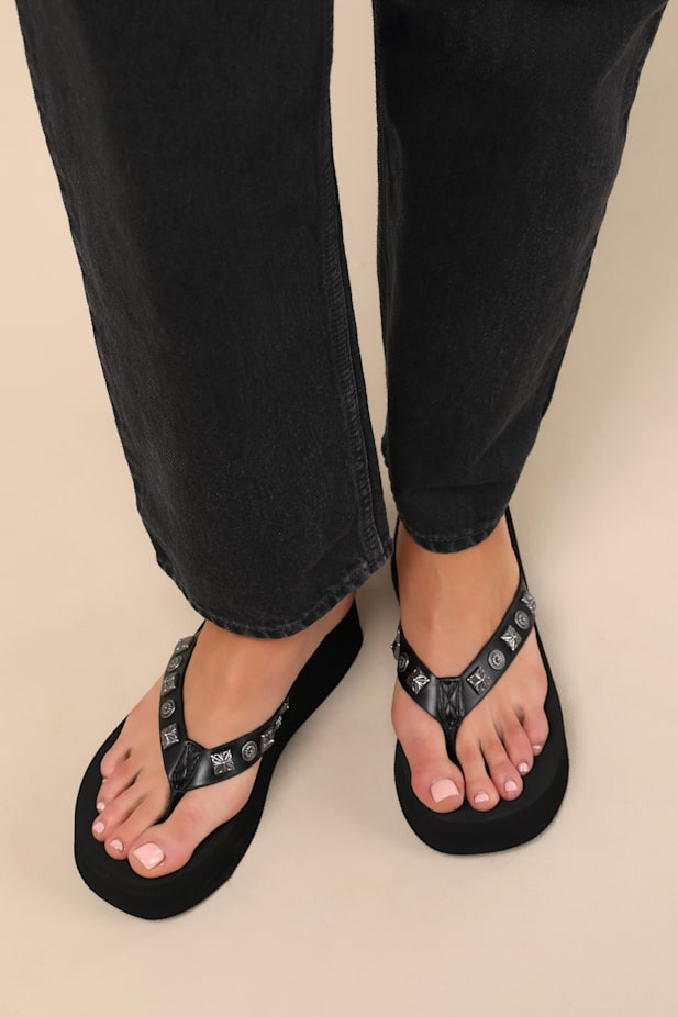 Skyscraper Black Studded Platform Thong Sandals