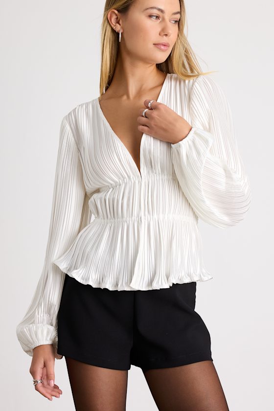 Kipton White Plisse Hook-and-Eye Long Sleeve Top