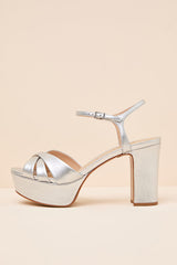 Keefa Prata Metallic Leather Platform Sandals